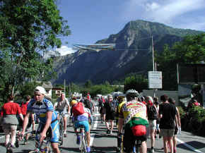 P7172022alpeday.jpg (69352 bytes)