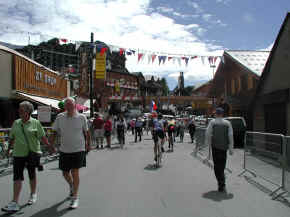 P7172063alpeday.jpg (43437 bytes)