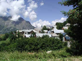 P7172080alpeday.jpg (62038 bytes)